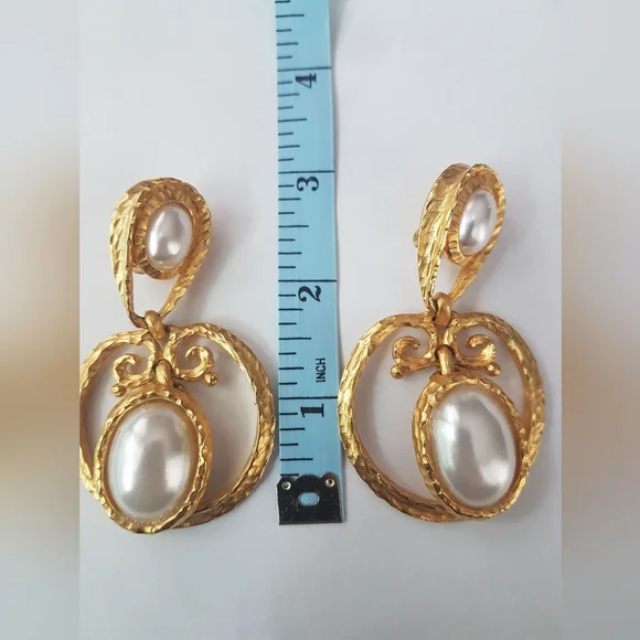 Earrings - Picture 4 of 6